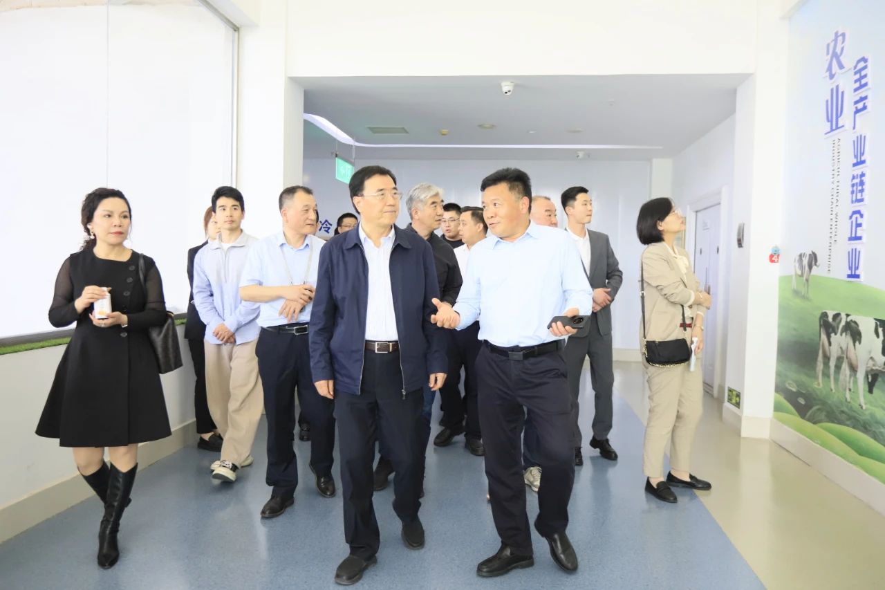 河南省2024國(guó)家“學(xué)生飲用奶計(jì)劃”推廣工作推進(jìn)會(huì)在鄭州成功舉辦！