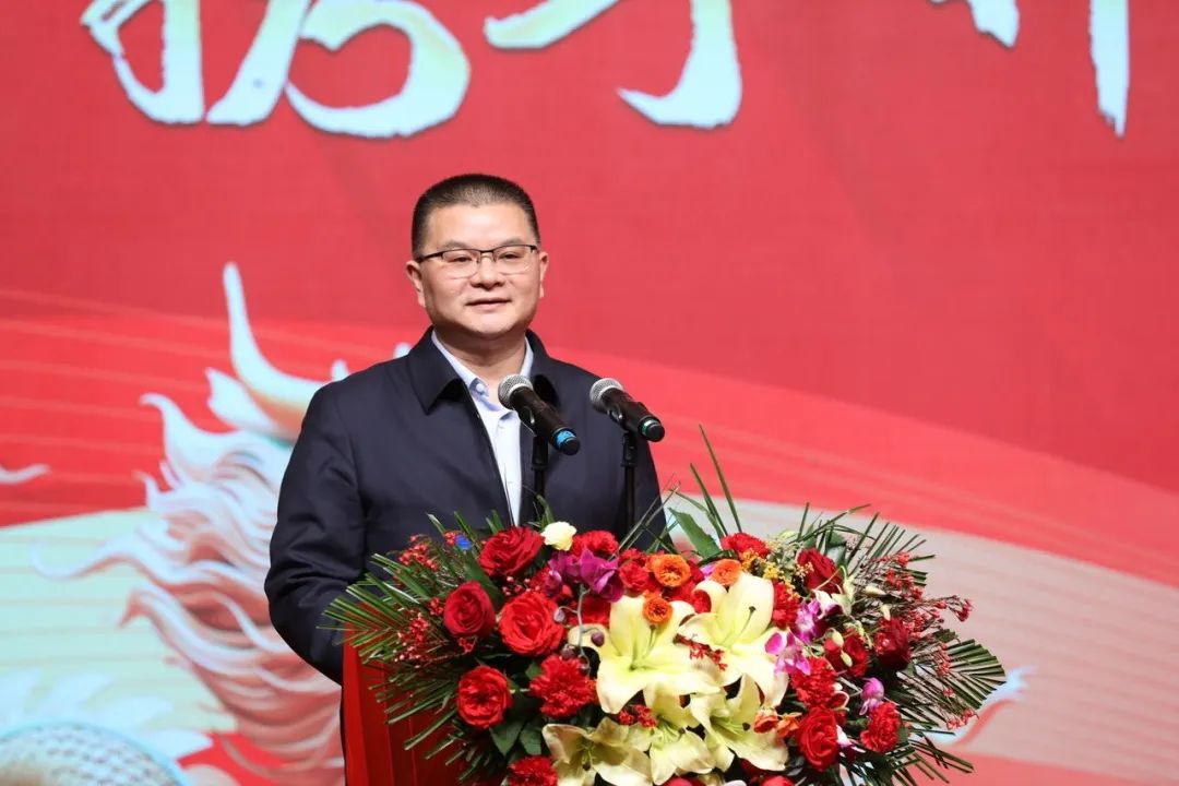 花花牛乳業(yè)30周年暨2024年客戶(hù)大會(huì)圓滿(mǎn)召開(kāi)！