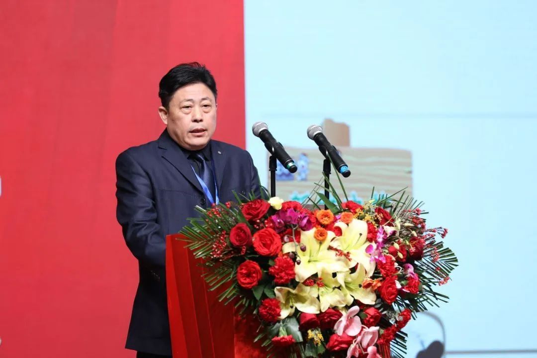 花花牛乳業(yè)30周年暨2024年客戶(hù)大會(huì)圓滿(mǎn)召開(kāi)！