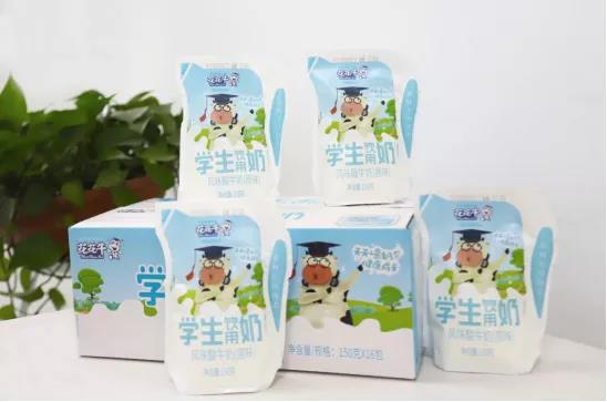 花花牛首款?lèi)?ài)克林低溫學(xué)生飲用酸牛奶上市啦?。。? title=